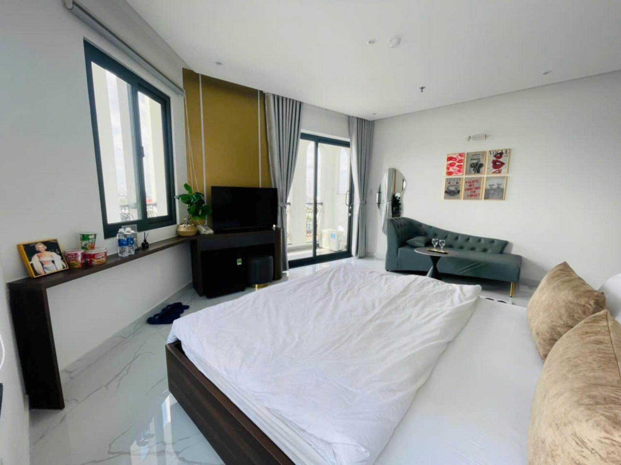 Nako Hotel *