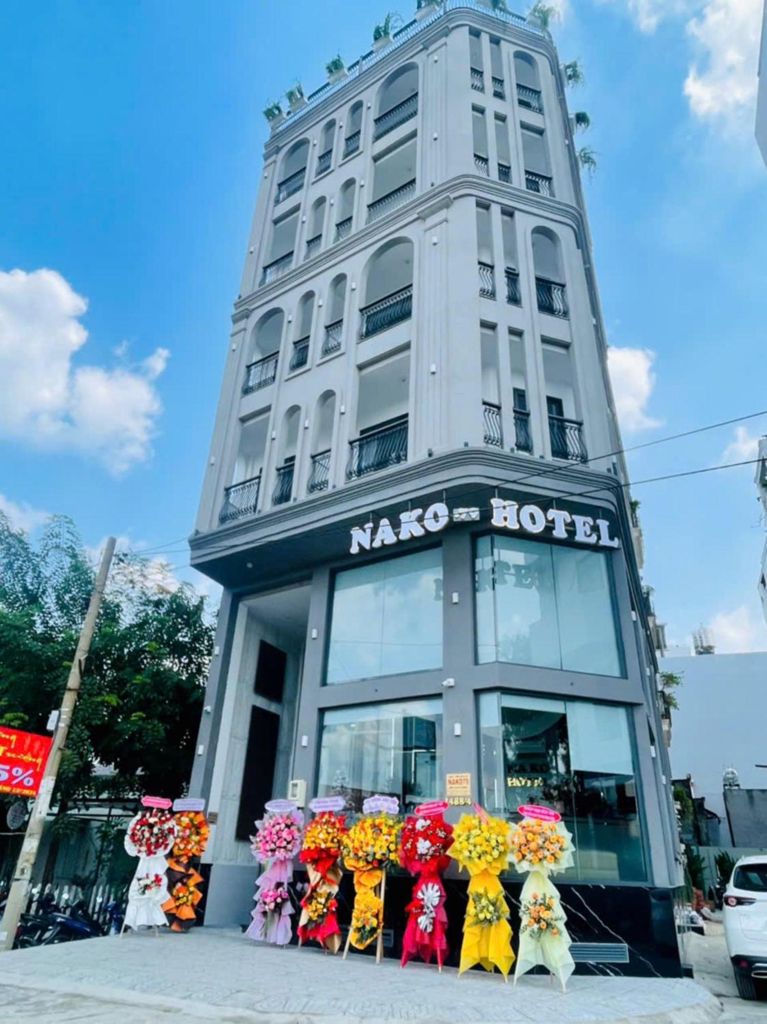 Nako Hotel *